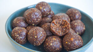 Basische Dattelbällchen
